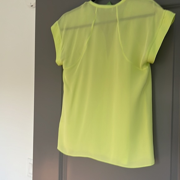 Designer green silk blouse - Picture 3 of 5